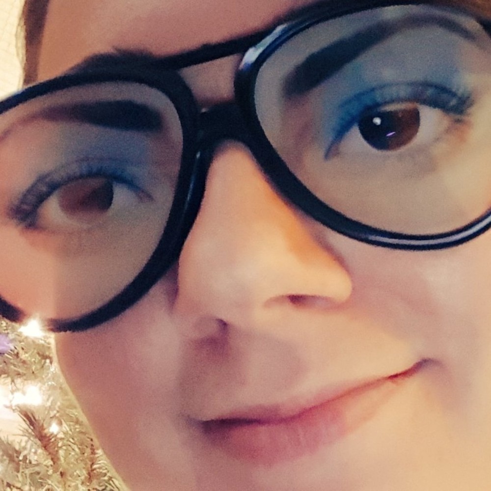 Meet your Posher, Alexandra